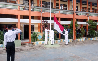 Peringati Hari Pahlawan, MAN 2 Kota Cirebon Ajak Siswa Teladani Jasa dan Perjuangan